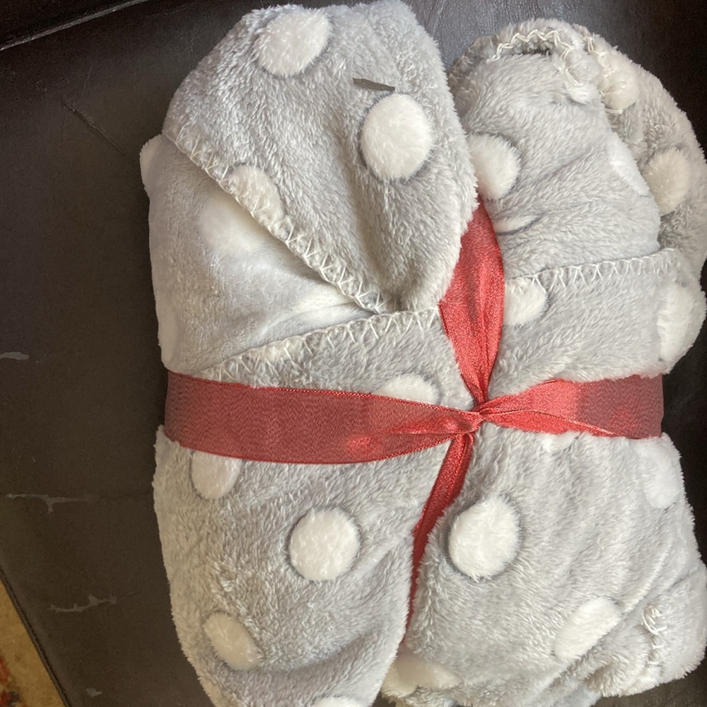 Secret Treasures textured plus robe - Picture 4 of 6